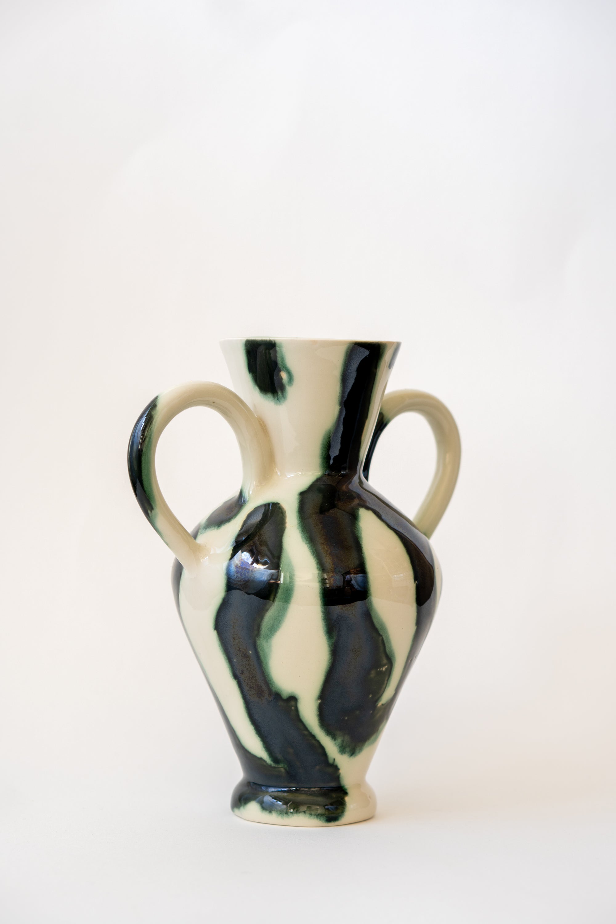 Moo Vase with Handles