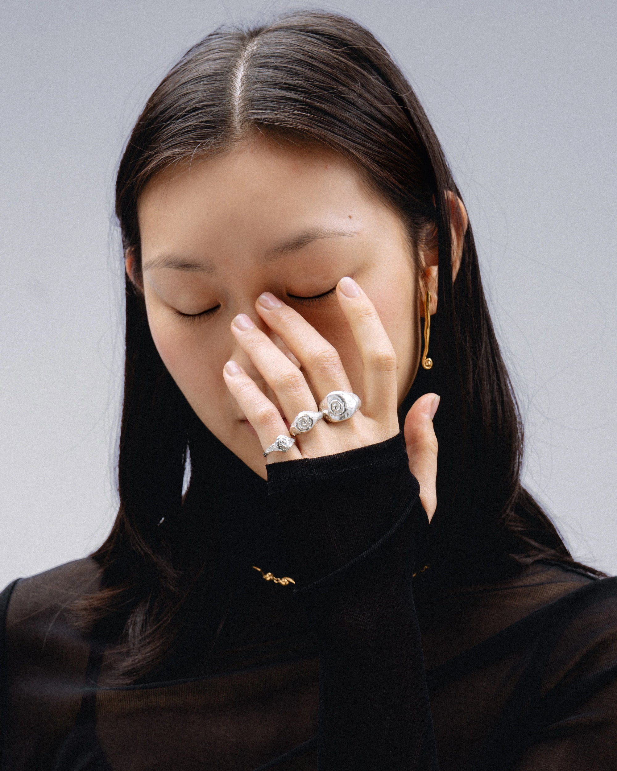 'Melted signet O' ring